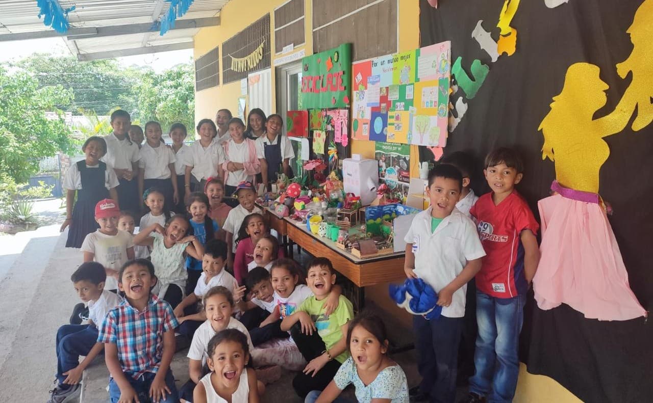 Children learning in mobile classroom